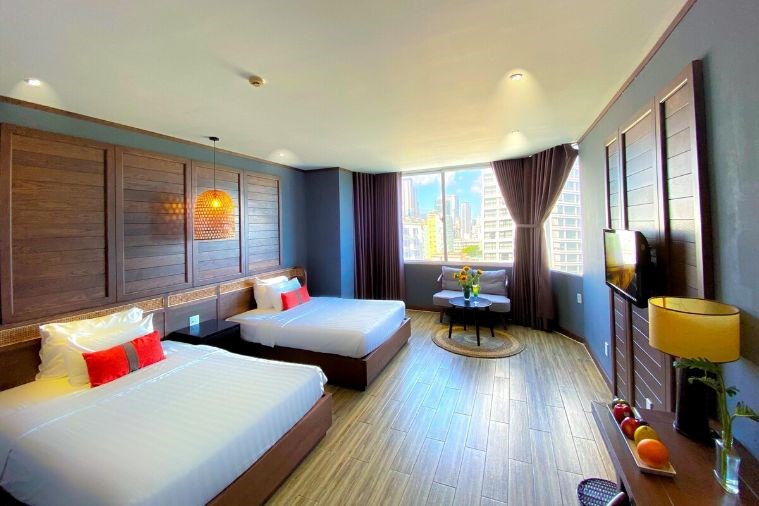 Khách sạn The Light Nha Trang